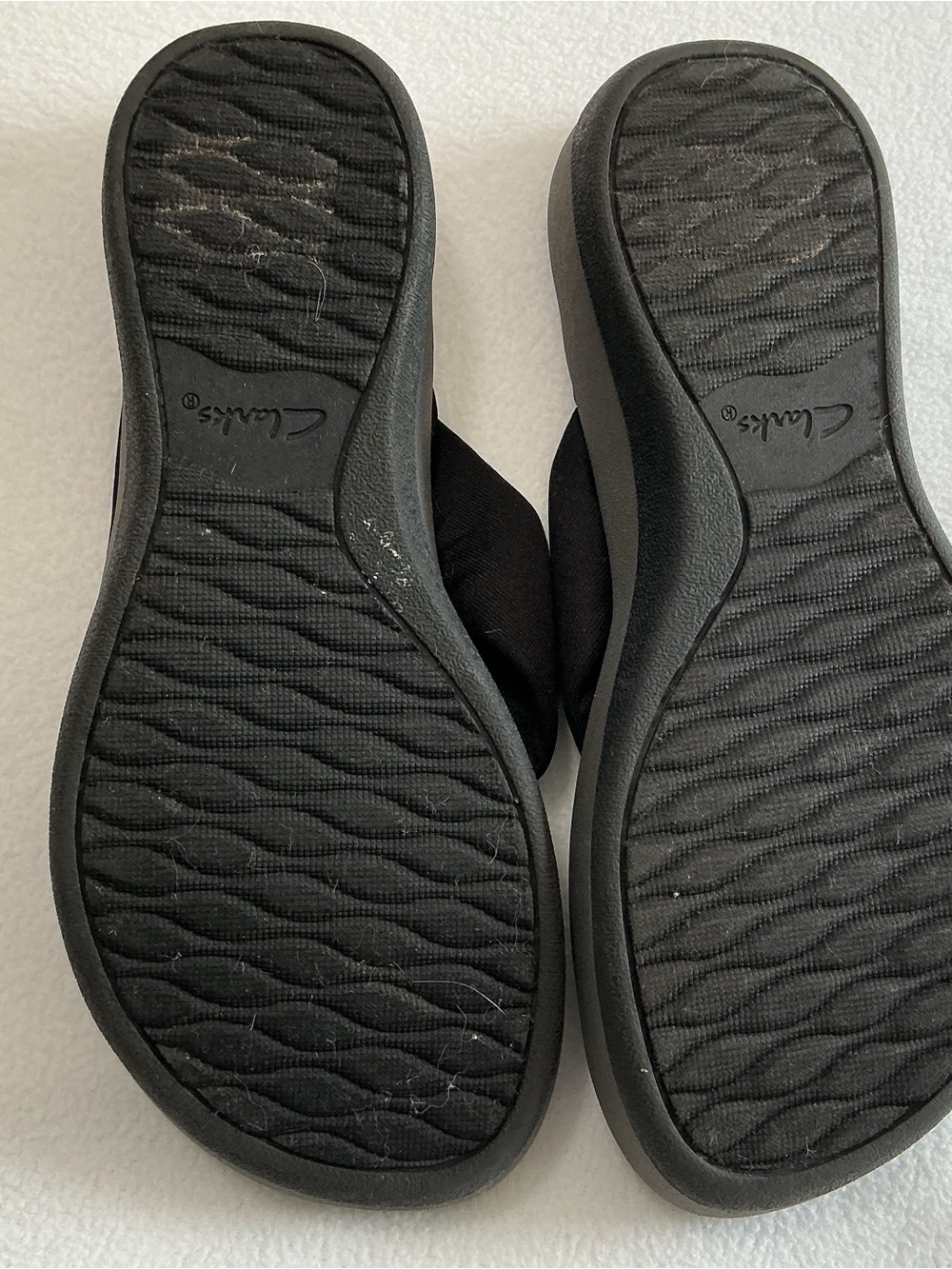 Clarks Cloudsteppers Black  Stretch Thong Sandals Wedge Flip Flop Women's 7 M - Picture 5 of 7